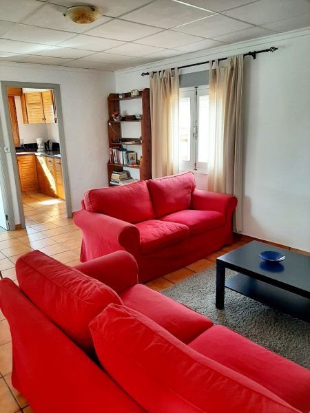 De kleurrijke woonkamer.